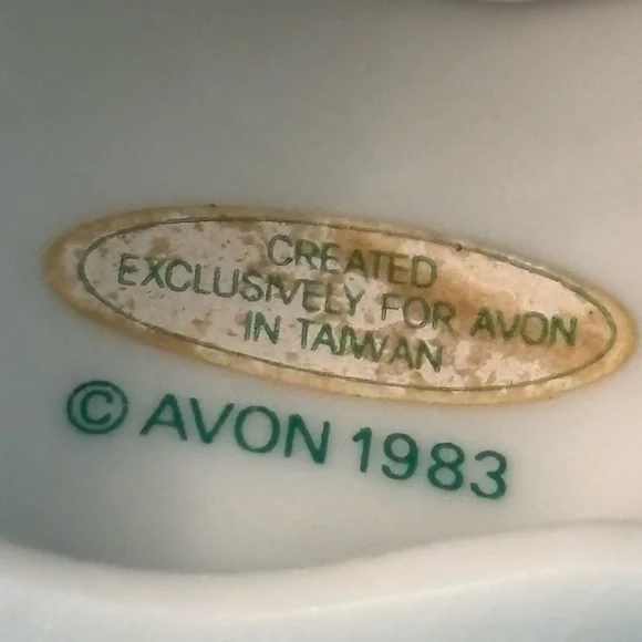 Avon Vintage Good Luck Bell 1983 - Picture 9 of 9